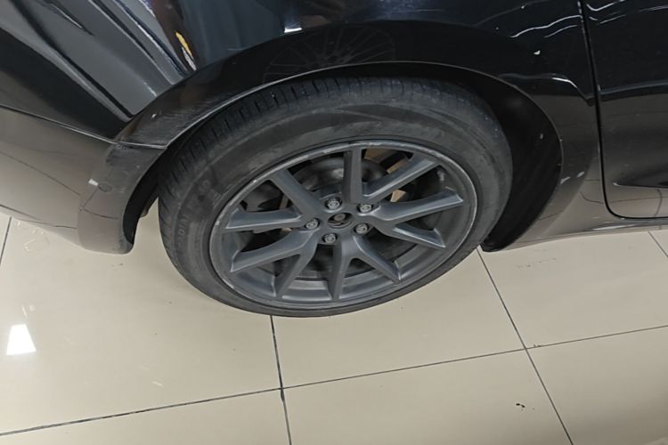 Tesla Model 3 2023 car image #10