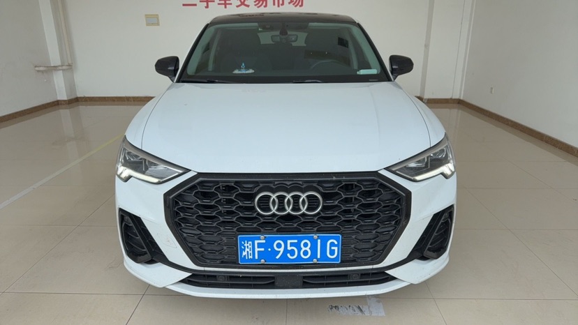 Audi Q3 2022 #2 Audi Q3 2022 car image #2