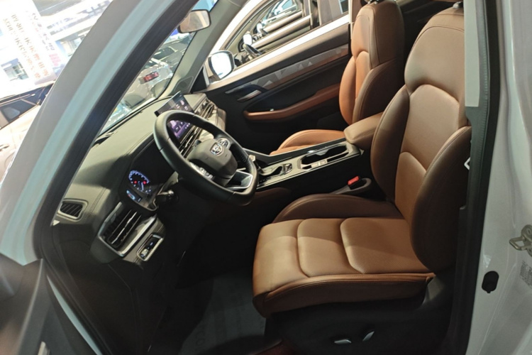 GEELY Vision X6 2024 #15 GEELY Vision X6 2024 изображение автомобиля #15