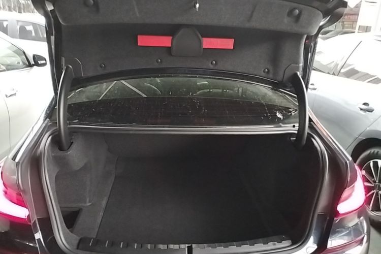 BMW 3 Series 2021 #19 BMW 3 Series 2021 immagine di auto #19