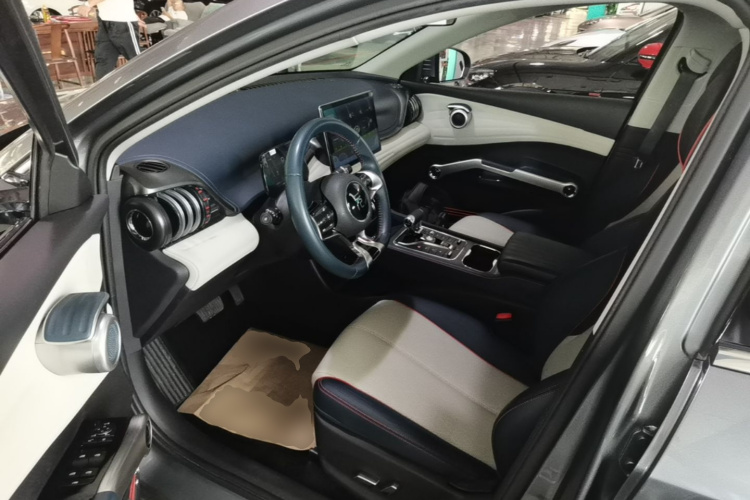 BYD Yuan Plus 2023 #22 BYD Yuan Plus 2023 car image #22