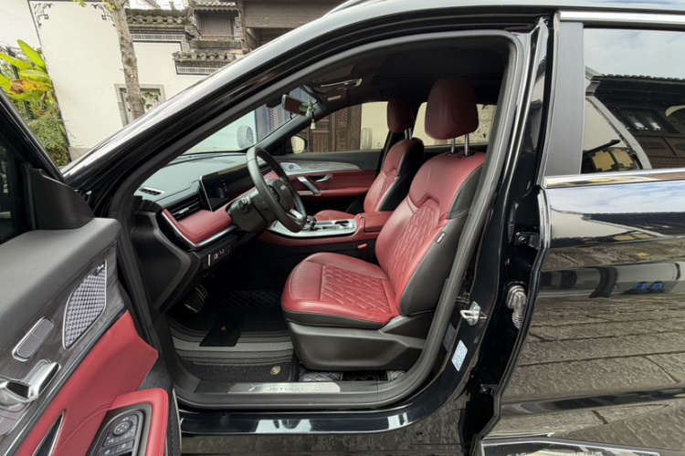Jetour X70 PLUS 2024 immagine di auto #12