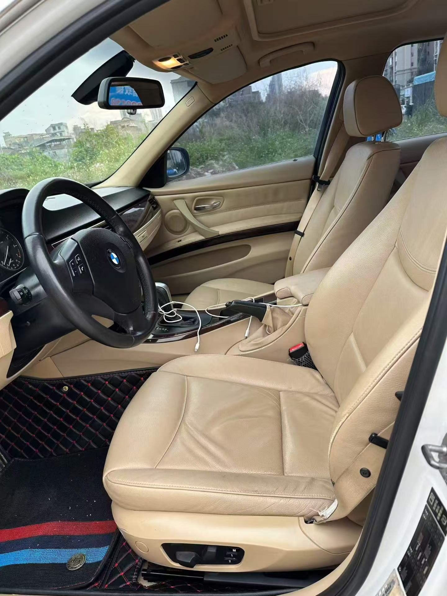 BMW 3 Series 2012 #9 BMW 3 Series 2012 car image #9