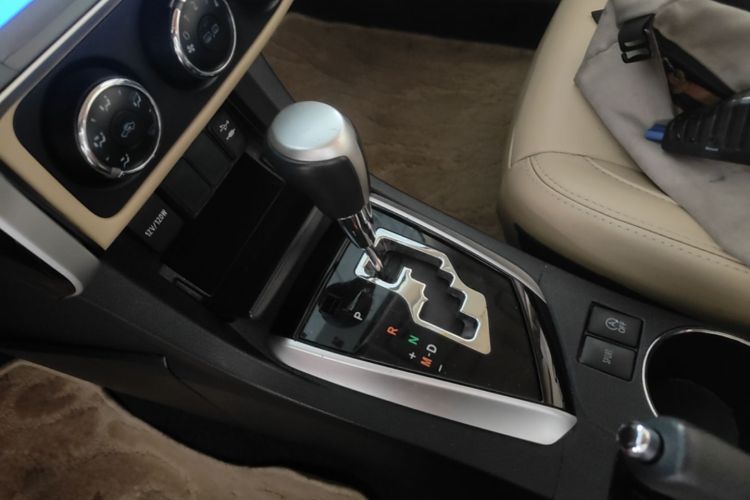 Toyota Corolla 2017 #18 Toyota Corolla 2017 car image #18