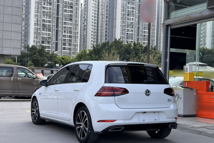 Volkswagen Golf 2019 #5 Volkswagen Golf 2019 car image #5