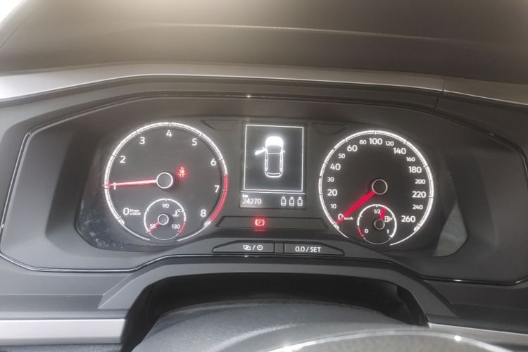 Volkswagen Polo 2021 صورة سيارة #16
