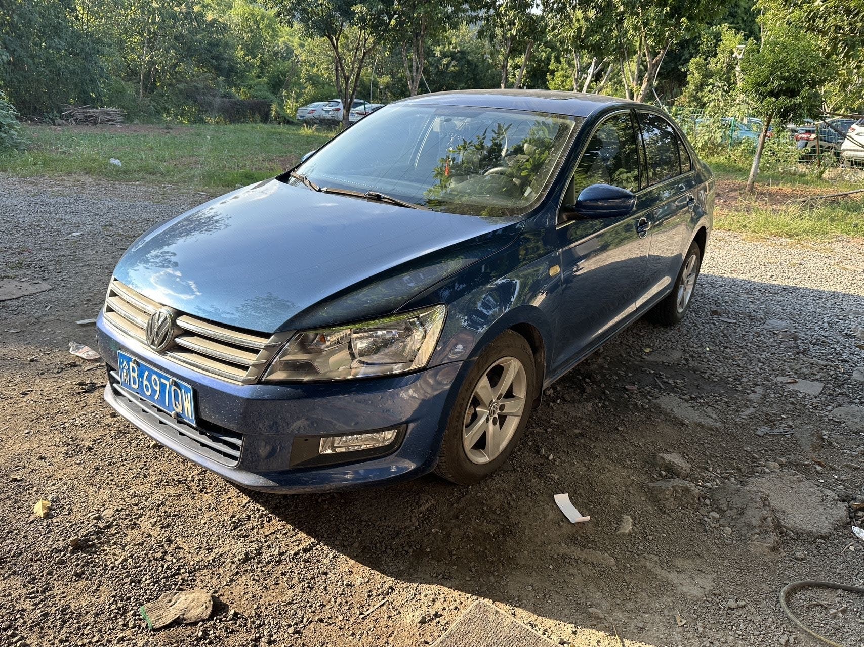 Volkswagen Santana 2014 car image 
