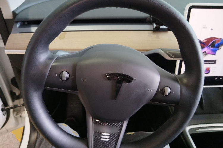 Tesla Model Y 2021 #11 Tesla Model Y 2021 car image #11