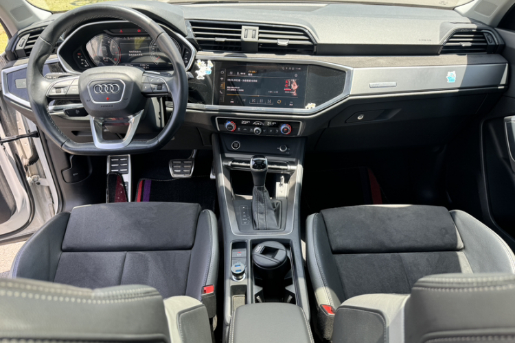 Audi Q3 2022 #10 Audi Q3 2022 car image #10
