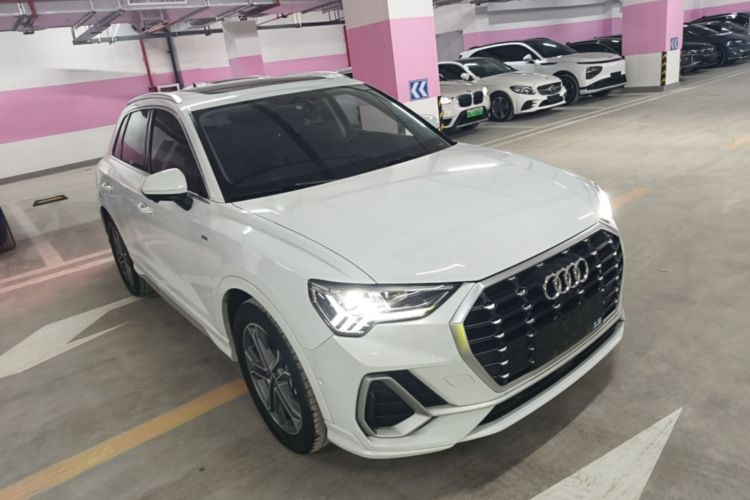 Audi Q3 2022 #4 Audi Q3 2022 car image #4
