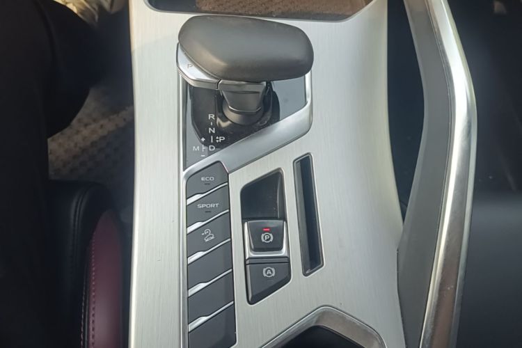 GEELY Coolray 2021 imagen de coche #18