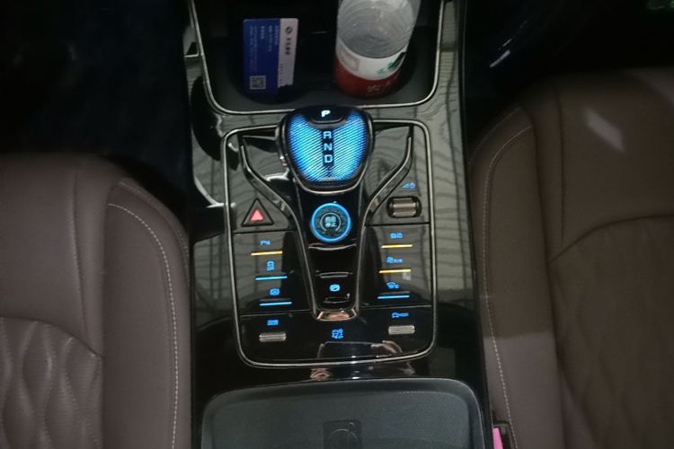 BYD Han 2022 #14 BYD Han 2022 car image #14