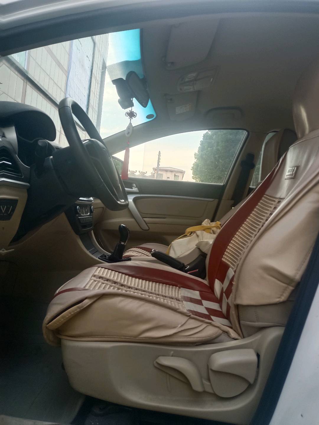 GEELY Emgrand 2017 car image #5