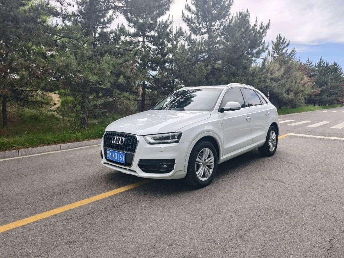 Audi Q3 2016 immagine di auto 