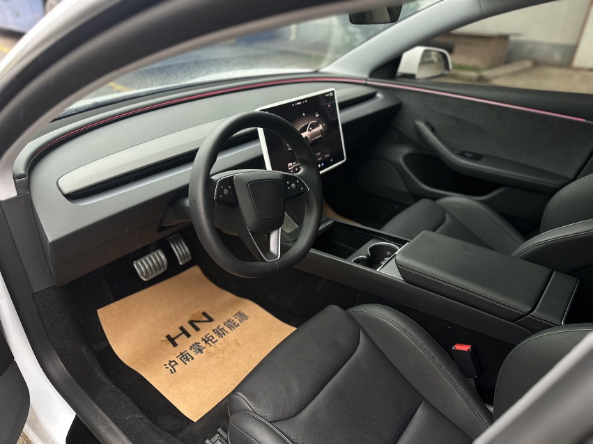 Tesla Model 3 2025 #4 Tesla Model 3 2025 car image #4