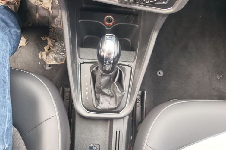 Volkswagen Santana 2016 #16 Volkswagen Santana 2016 car image #16