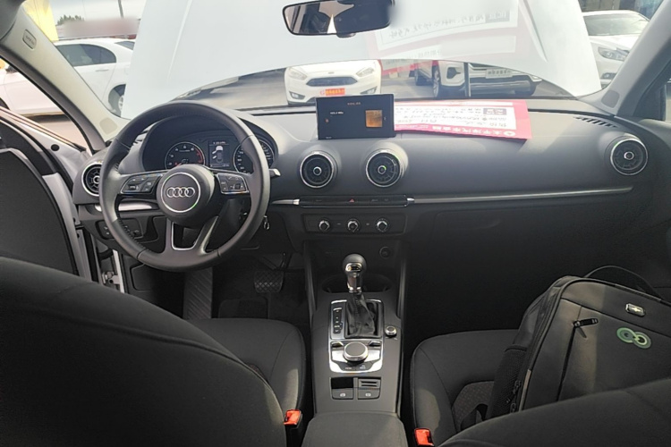 Audi A3 2019 car image #10
