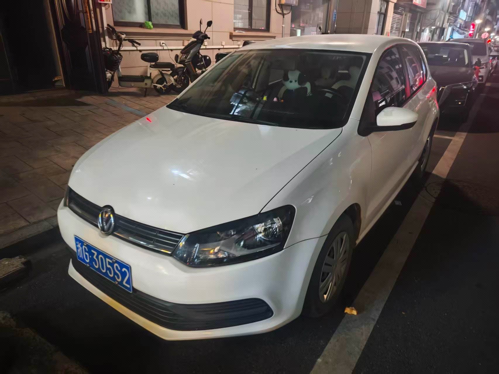 Volkswagen Polo 2018 Volkswagen Polo 2018 car image