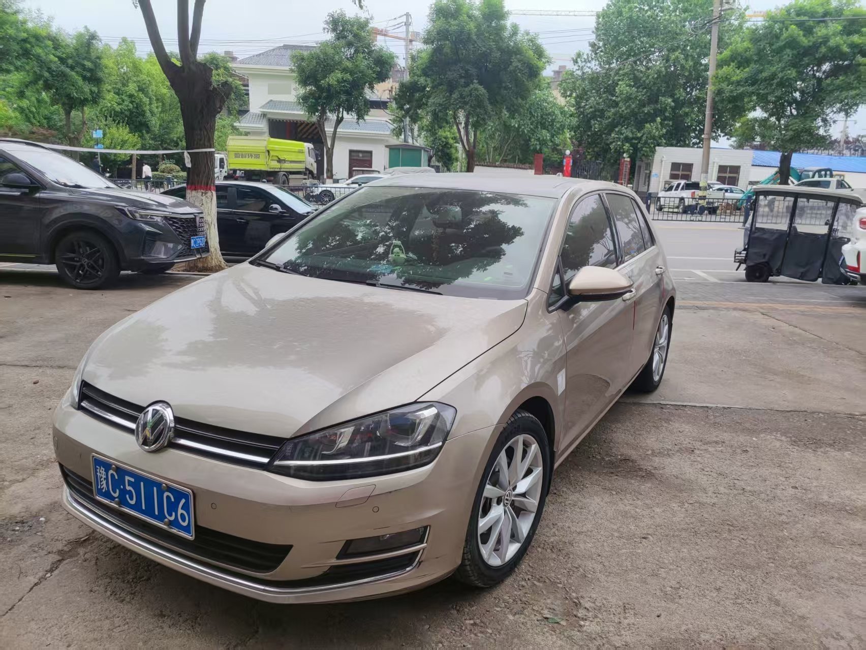 Volkswagen Golf 2015 Volkswagen Golf 2015 car image