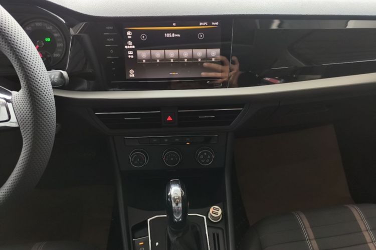 Volkswagen Lavida 2021 car image #13