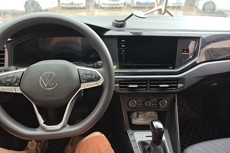 Volkswagen Lavida 2025 car image #10