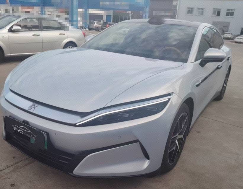 BYD HanL 2025 car image 