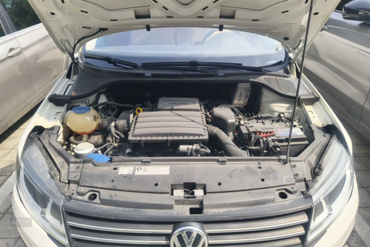 Volkswagen Santana 2020 car image #22