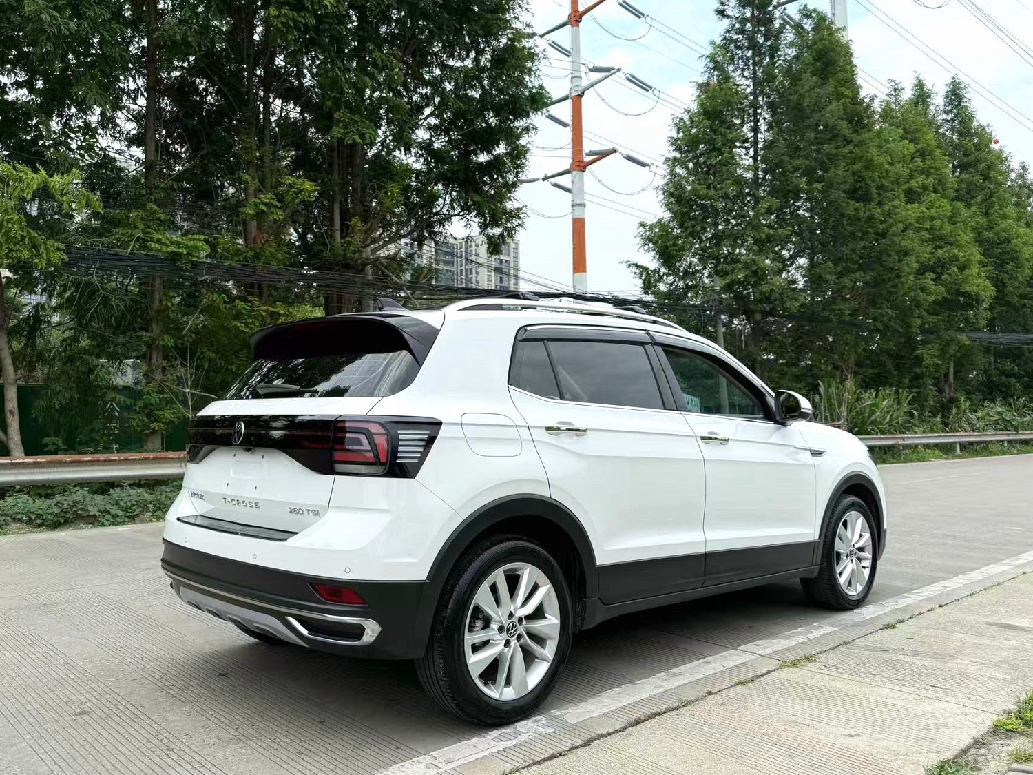 Volkswagen T-Cross 2022 imagen de coche #4