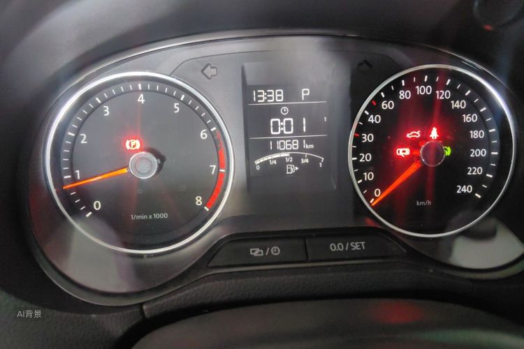 Volkswagen Polo 2015 car image #13