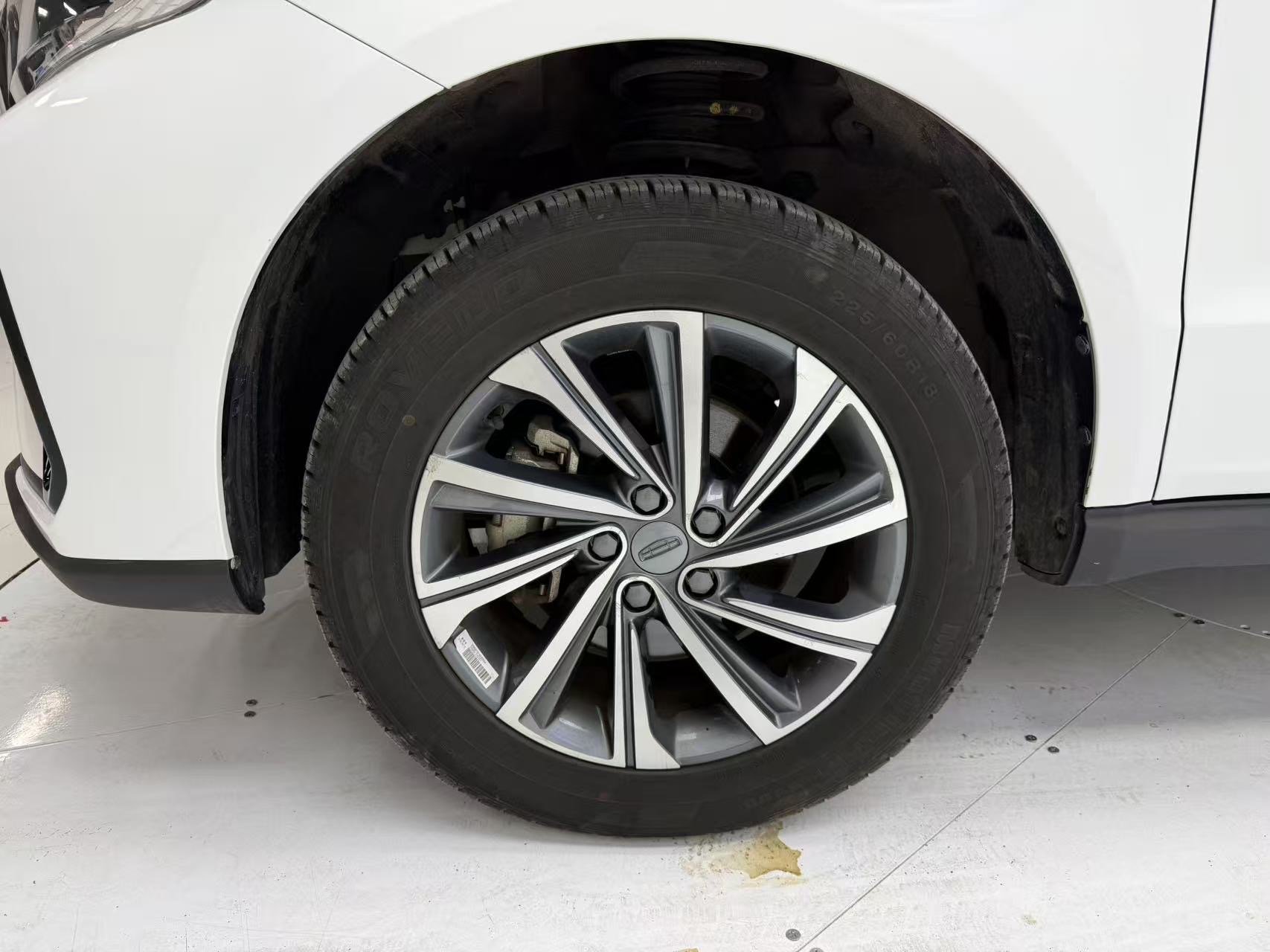 GEELY Vision X6 2022 car image #7