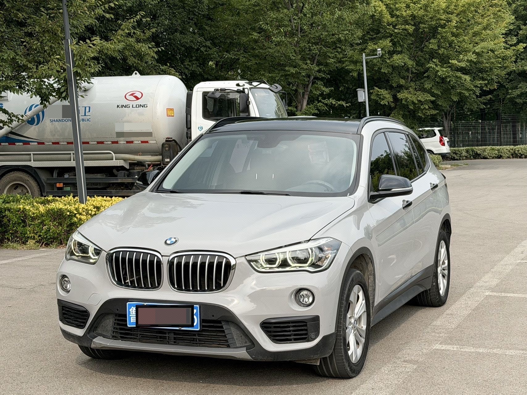 2016 2016 car image