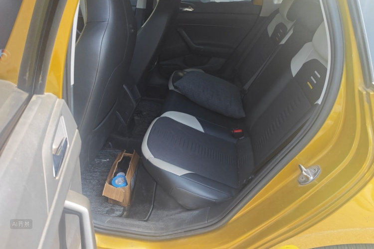 Volkswagen Polo 2019 car image #19