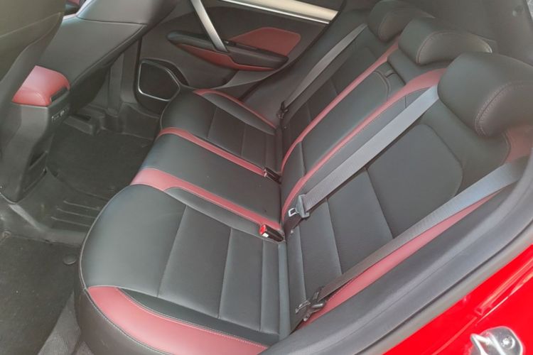 GEELY Coolray 2020 car image #17