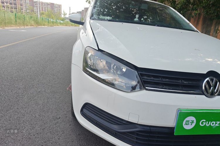 Volkswagen Polo 2018 car image #8