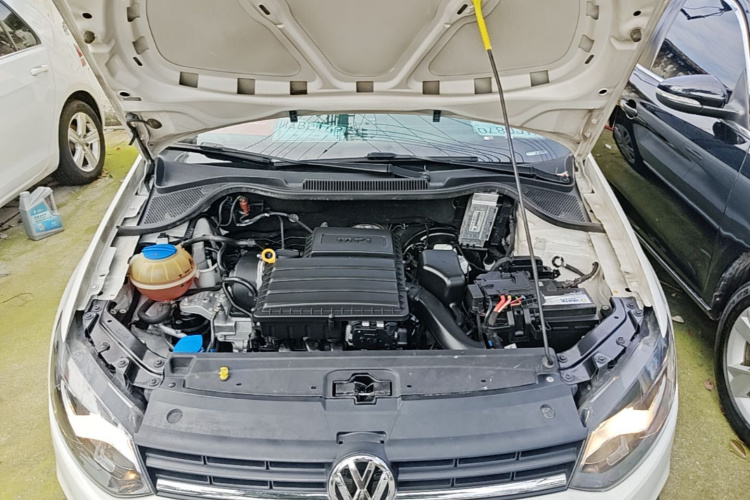 Volkswagen Polo 2016 #20 Volkswagen Polo 2016 car image #20