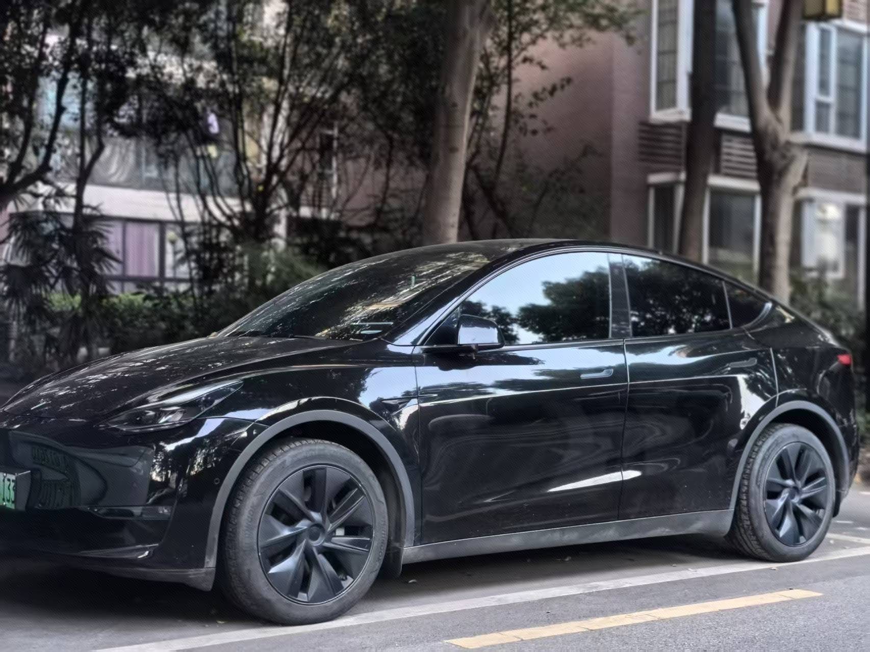 Tesla Model Y 2024 Tesla Model Y 2024 car image