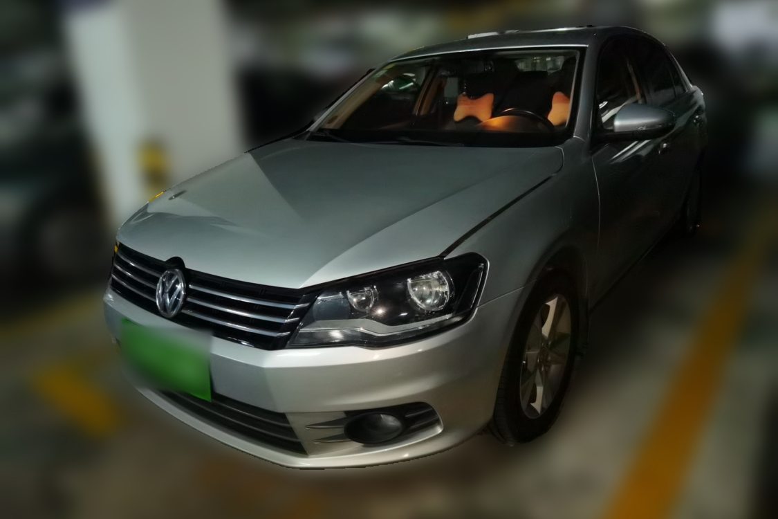 Volkswagen Bora 2014 car image 