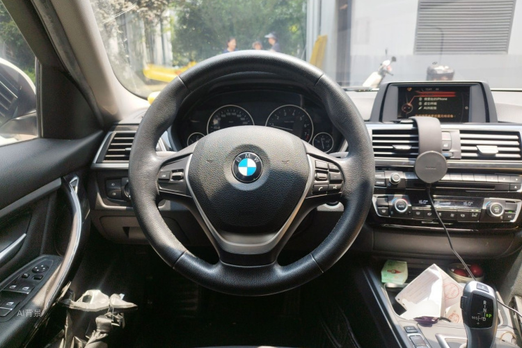 BMW 3 Series 2017 #12 BMW 3 Series 2017 car image #12