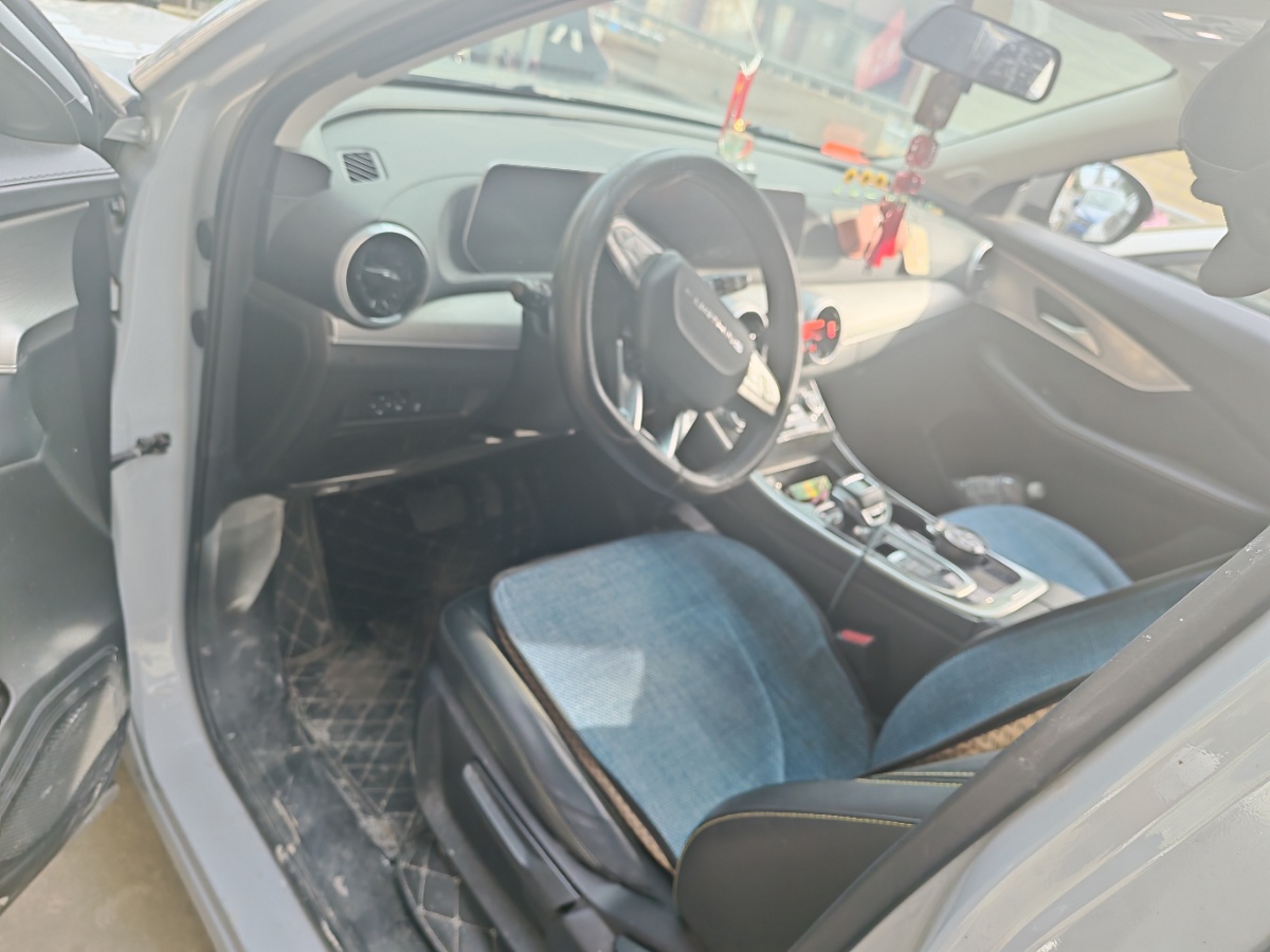 Forthing T5 EVO 2024 car image #4
