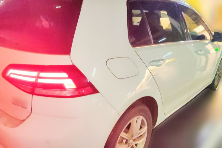 Volkswagen Golf 2019 #7 Volkswagen Golf 2019 car image #7