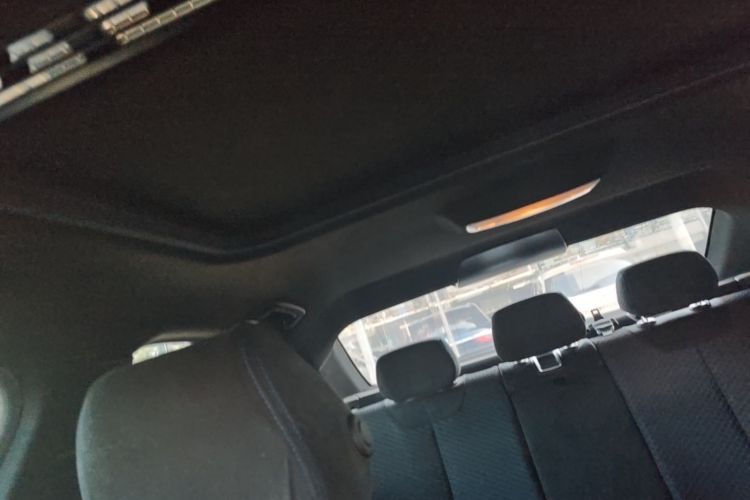 BMW 3 Series 2017 #18 BMW 3 Series 2017 car image #18