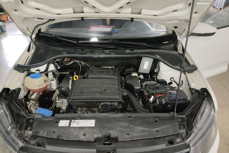 Volkswagen Santana 2018 car image #22