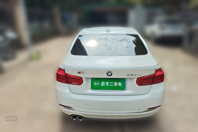 BMW 3 Series 2018 car image #6