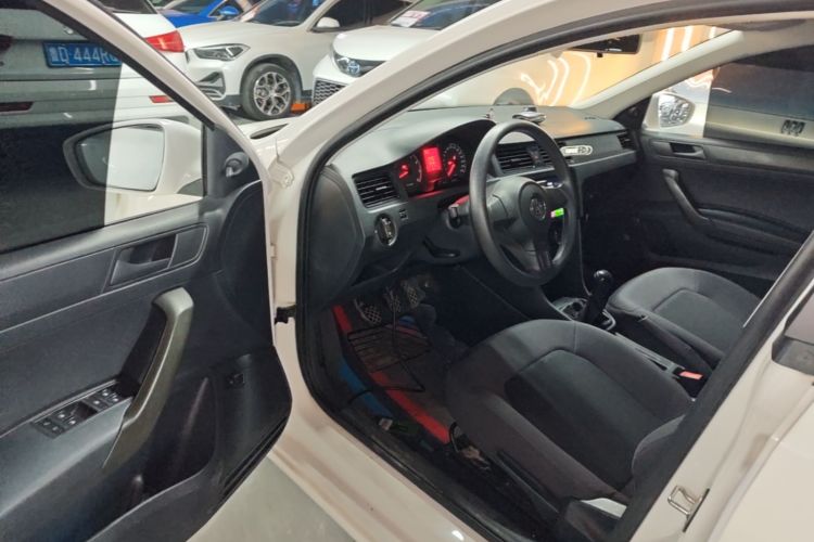 Volkswagen Santana 2016 #16 Volkswagen Santana 2016 car image #16