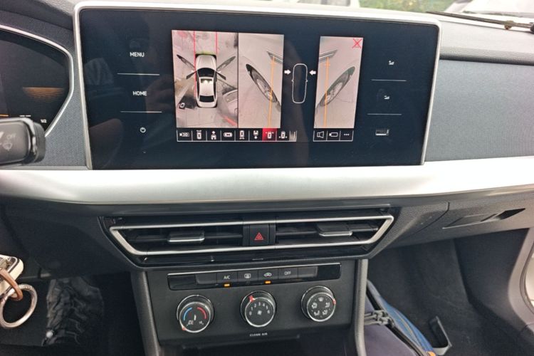 Volkswagen Lavida 2023 car image #17