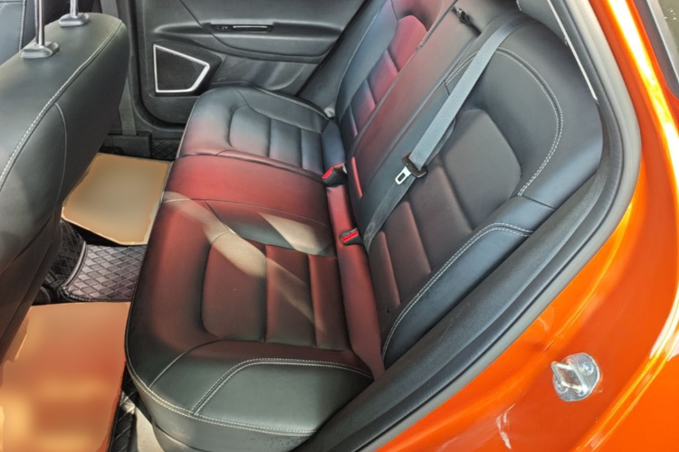 GEELY Emgrand GS 2018 car image #17