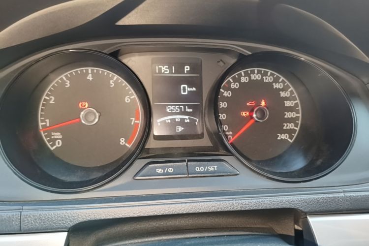 Volkswagen Lavida 2017 #14 Volkswagen Lavida 2017 car image #14