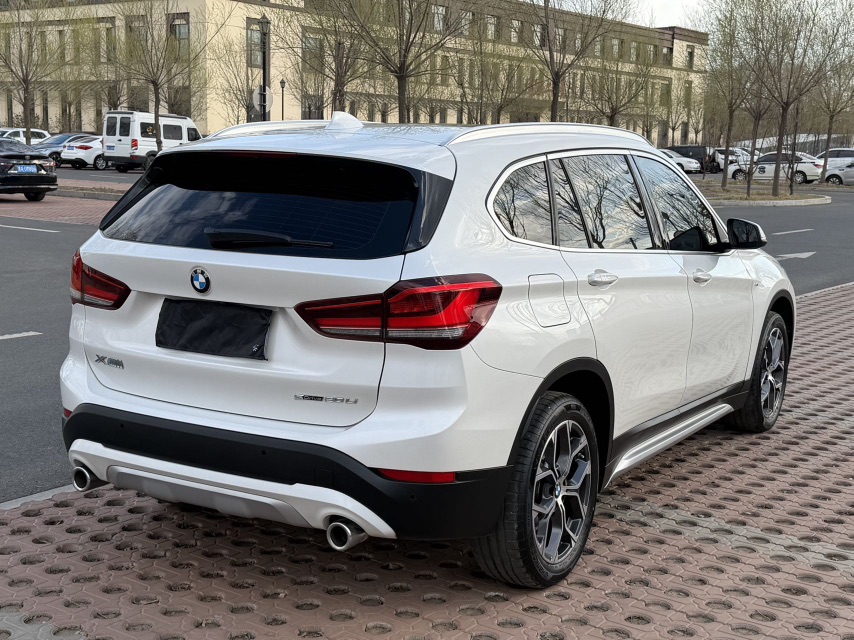 BMW X1 2022 #4 BMW X1 2022 car image #4