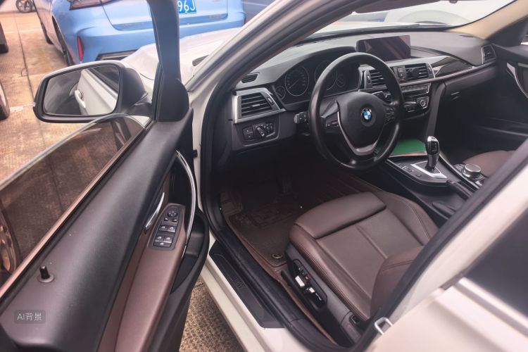 BMW 3 Series 2019 imagen de coche #18