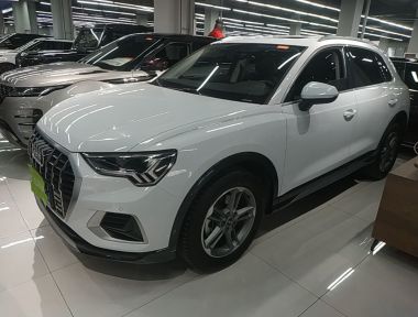 Audi Q3 2021 car image 